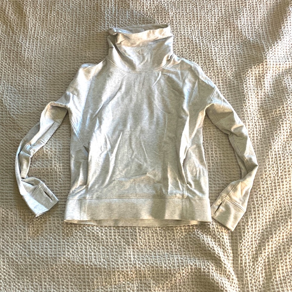 Lululemon cozy sweatshirt